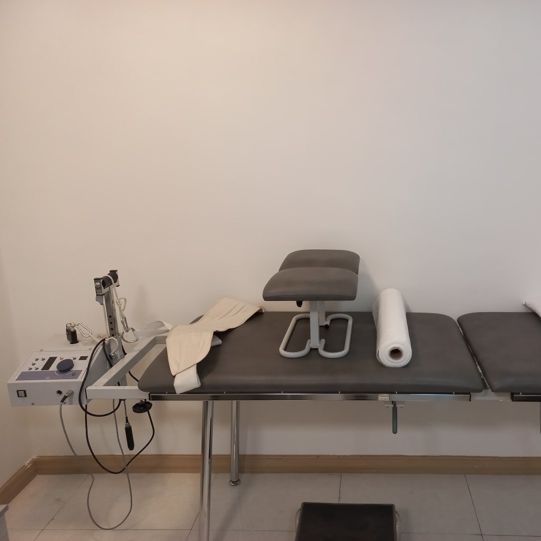 سیستم کشش ستون فقرات کمری و گردنی همراه تخت تراکشن