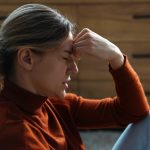 عوارض استرس و فکر زیاد | چرا مدام استرس دارم؟